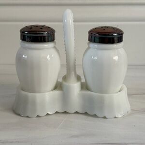 Vintage Ribbed Milk Glass Salt and Pepper Shaker Set with Holder / Carrier
